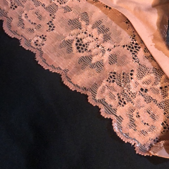 Soma panties. Chantelle camisole. - Picture 3 of 11